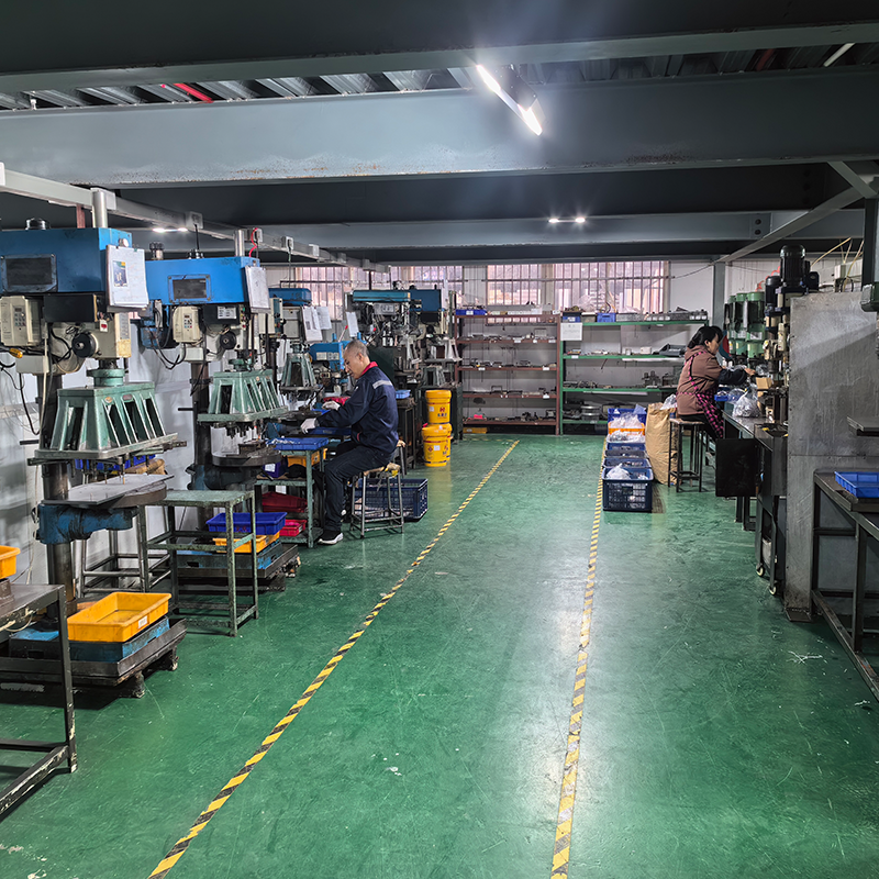 What Are the Key Differences Between Insert Molding and Overmolding10