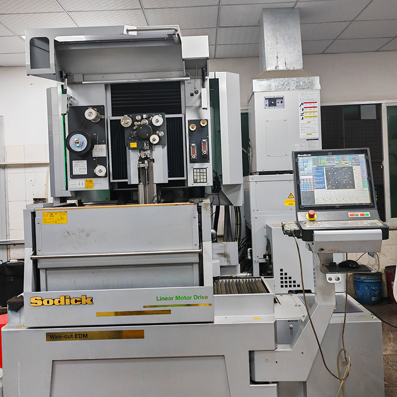 Which is More Suitable for Precision Parts EDM or Traditional CNC Machining1