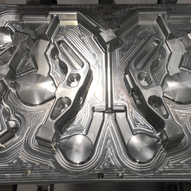 What Is Shell Molding and How Does the Process Work2